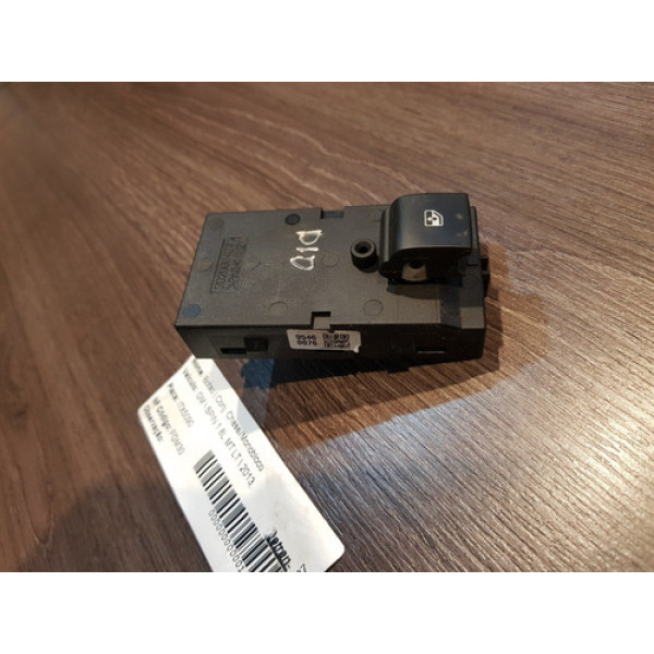 Botão Vidro Eletrico Lado Direito Gm Spin Lt 2013