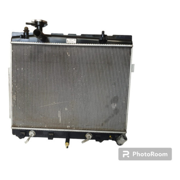 Radiador E Condensador Toyota Etios 1.5 16v 2020 Automático 