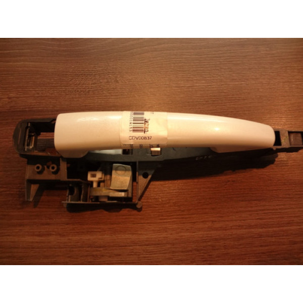 Maçaneta Externa Dianteira Esquerda Peugeot 2008 Griffe 2017