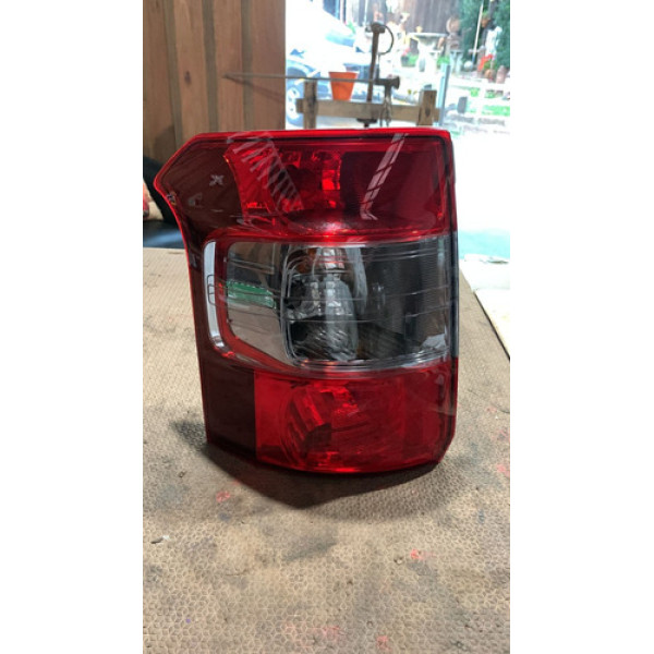 Lanterna Esquerda Chevrolet Montana Ls 1.4 2019