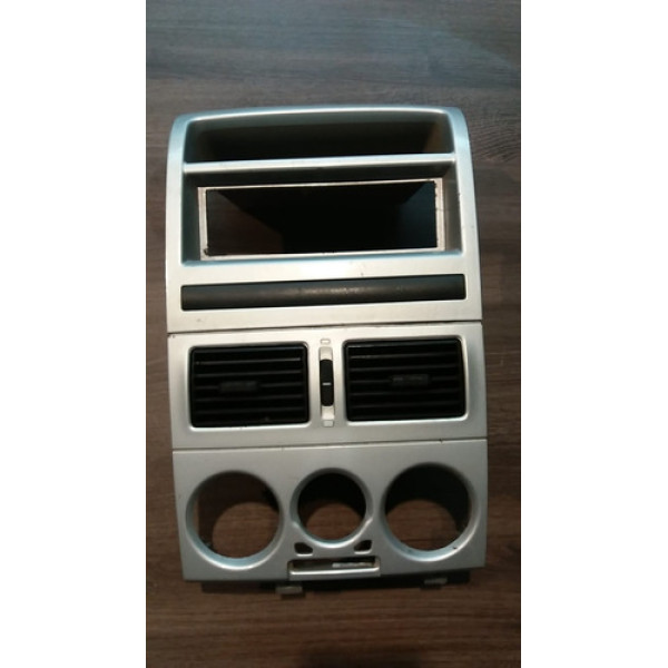 Moldura Central Difusor Ar Fiat Strada 2008