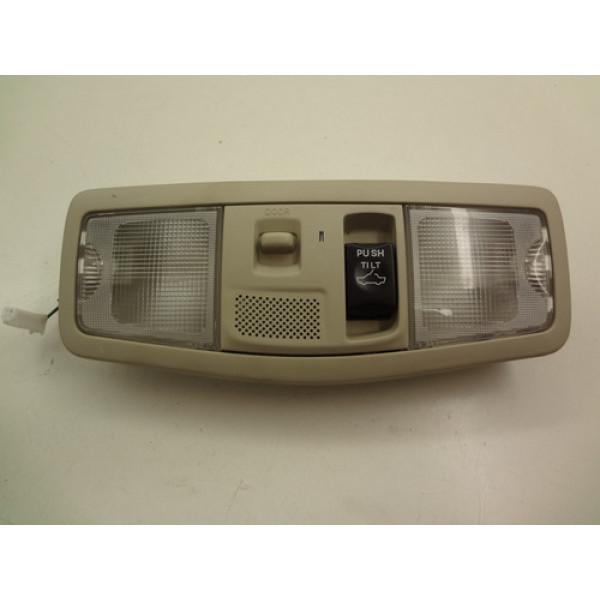 Lanterna Interna De Teto Mitsubishi Outlander 2016