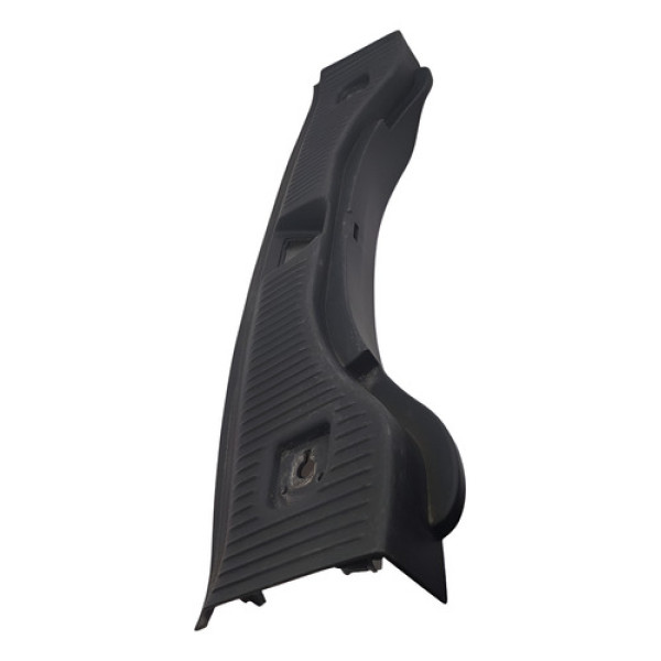 Soleira Porta Malas Gm Tracker 1.4 Turbo 2017