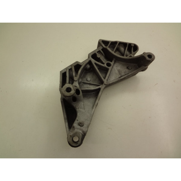 Suporte Coxin Do Motor Direito Vw Passat 2.0 Tsi 2011