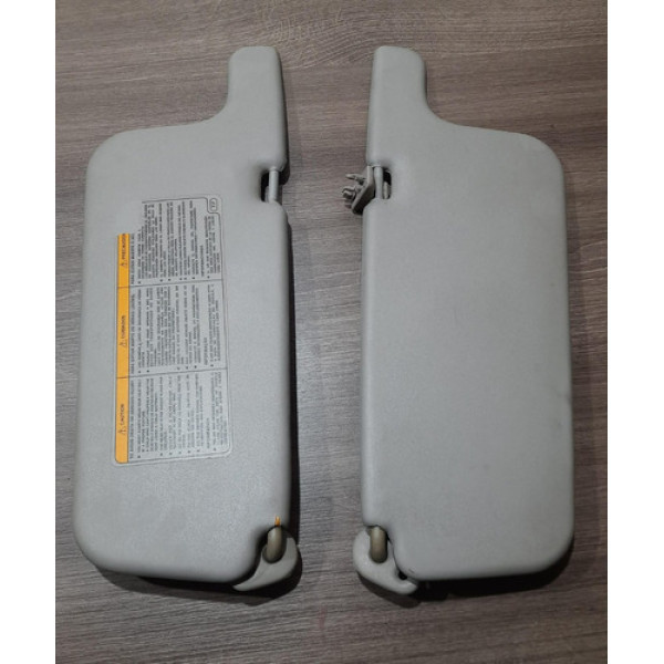 Par Tapa Sol Corolla 1.8 2001 Com Detalhes