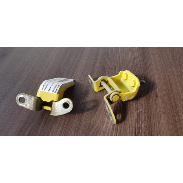 Dobradiça De Porta Traseira Esquerda Inf/sup Lifan 320 2011