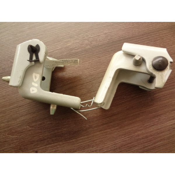 Par Dobradiças Porta D/d Peugeot 2008 Griffe At 2017