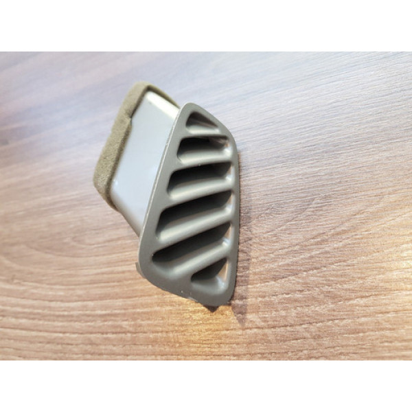 Acabamento Entrada De Ar Gm Tracker 2.0 Gasolina 2008