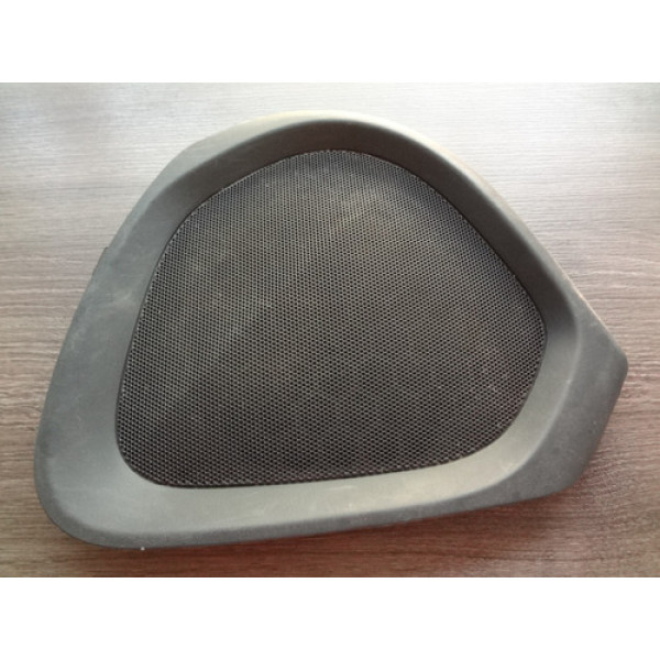 Moldura Tampa Som Porta Traseira Direita Gm Onix Lt 1.4 2013