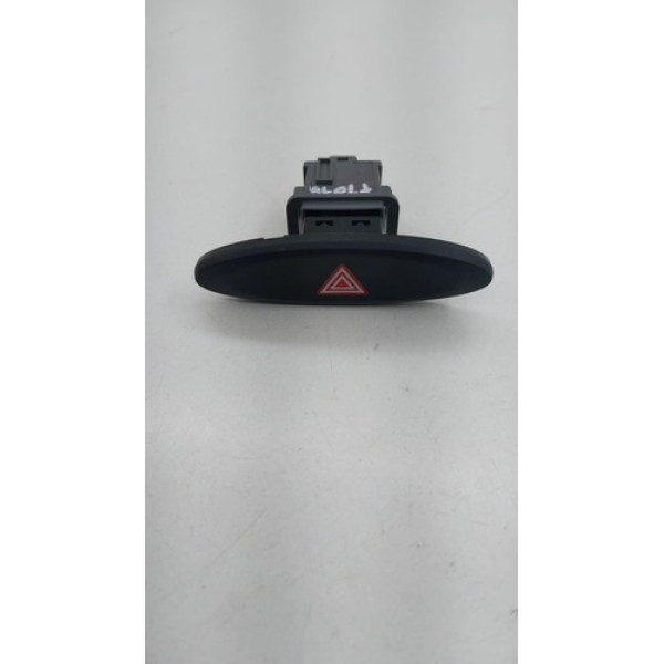 Botao Pisca Alerta Toyota Etios Cross 2014