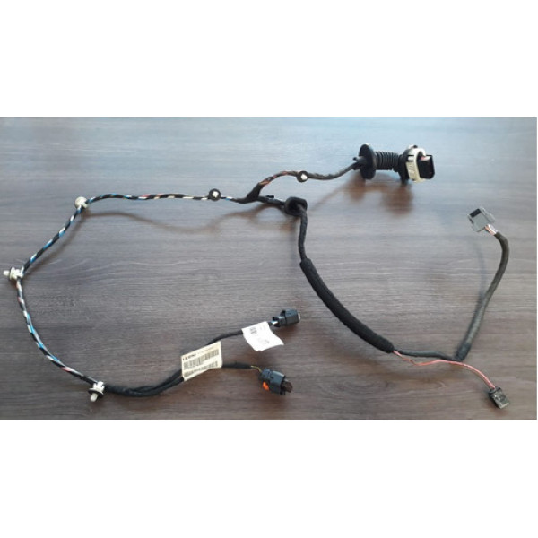 Chicote Porta Traseira Direita Peugeot 2008 Griffe At 2017 Traseira