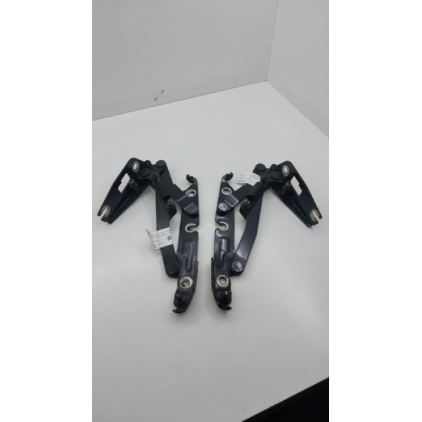 Dobradiça Porta Malas  ( Par ) Vw Jetta 2.5 2010