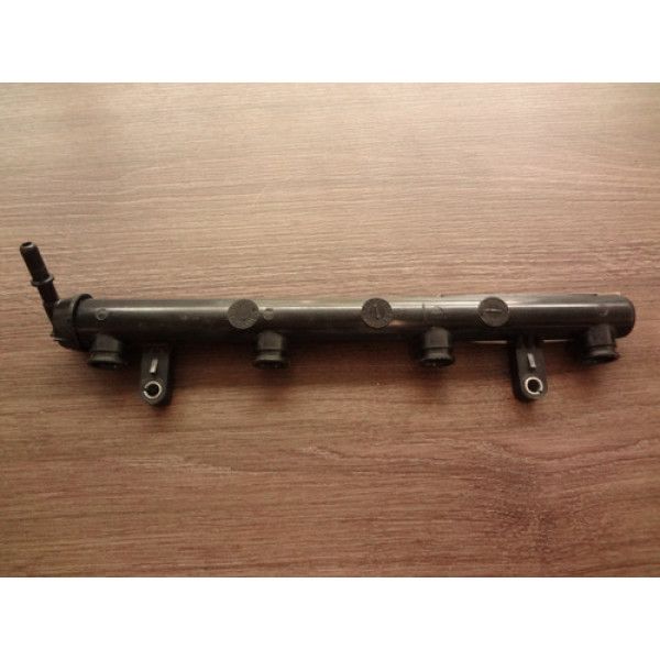 Flauta Do Bico Injetor Gm Onix Lt 1.4 2013