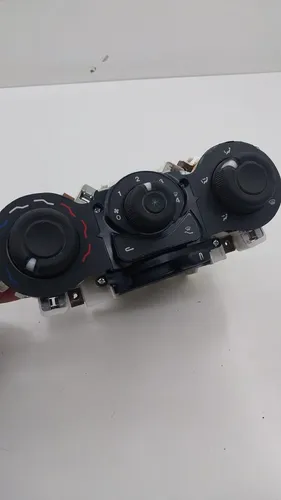 Comandos Ar Condicionado Fiat Palio Sporting 2014